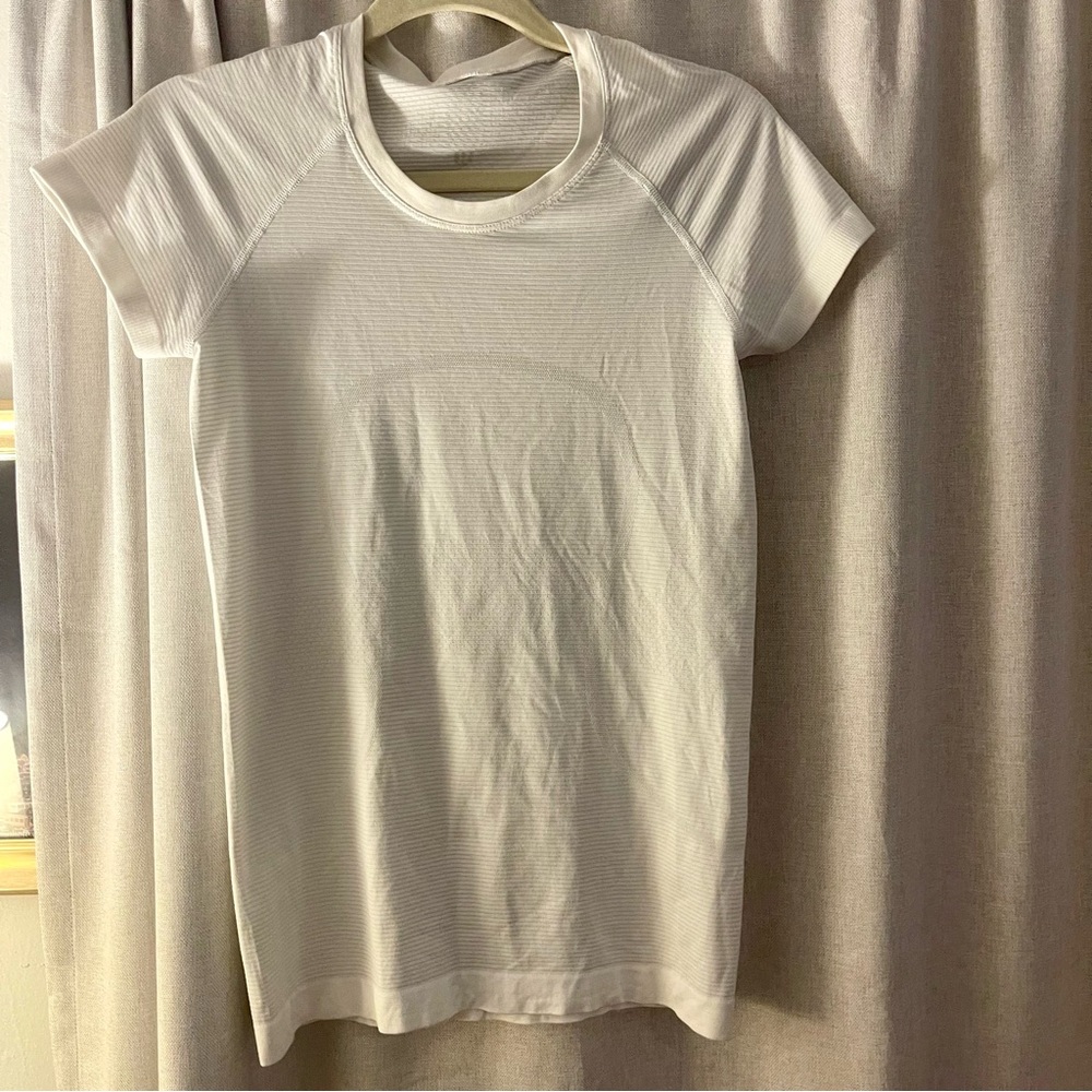 Swiftly tech short sleeve